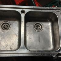 lavello in acciaio inox