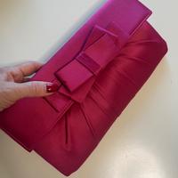 Pochette da cerimonia in raso color fucsia