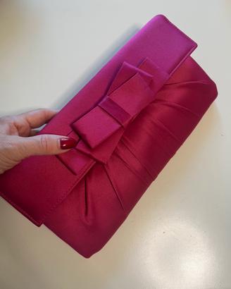 Pochette da cerimonia in raso color fucsia