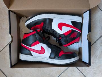 Scarpe "Nike Air Jordan 1 mid"  taglia 43