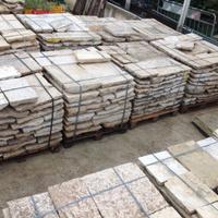 Lastre di basolato di recupero