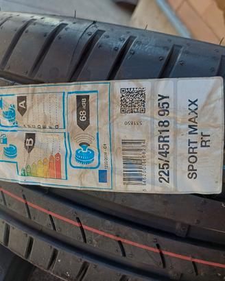 gomme 225/45/18
