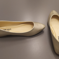 Ballerine color oro n. 38, mai usate