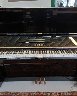 Pianoforte verticale YAMAHA UX Silent