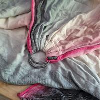 Fascia Didymos Ring Sling rosa/grigio – come nuova