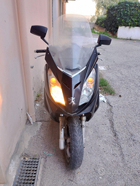 Vendo Peugeot satelis 250cc