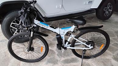 Bicicletta con pedalata assistita