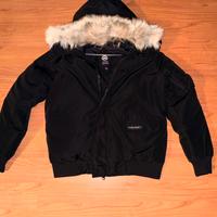 Canada goose uomo taglia XL veste L