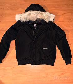 Canada goose uomo taglia XL veste L