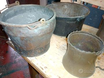 pentole di rame antiche