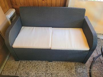 divano per giardino 