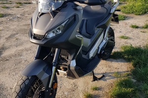 X-adv 750