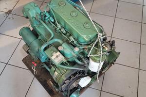 MOTORE MARINO VOLVO PENTA 2003/120S