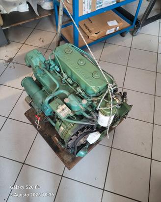 MOTORE MARINO VOLVO PENTA 2003/120S