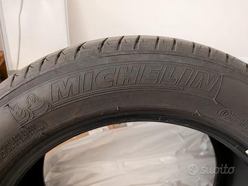 Gomme invernali Michelin 215/55 r17 come nuove