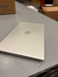 DELL Inspiron 5502 11th i7 16 gb ram 1 tb