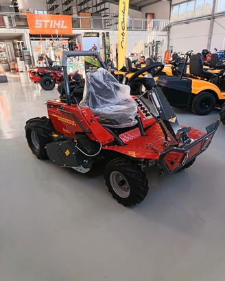 Tarttorino trinciaerba Meccanica Benassi FOX 110 4