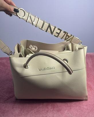 Borsa valentino