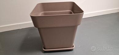 4 Vasi 40 x 40 x 40 cm 