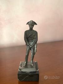 Statuetta Carabiniere