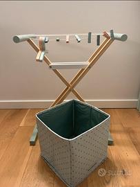 Gioco imitazione stendipanni