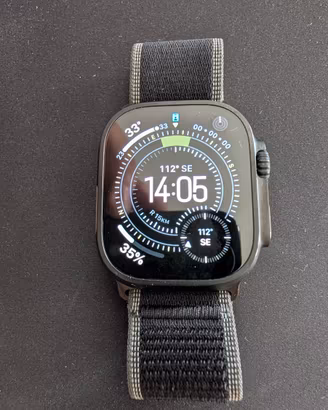 Apple Watch Ultra 3 49mm Nero/Cinturino nero