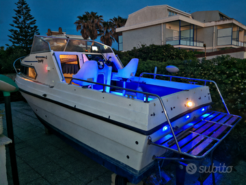 Barca semicabinato 6 mt