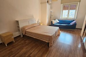 Stanza singola per giovani lavoratori/lavoratrici