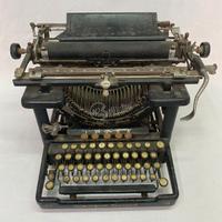 Macchina da scrivere Remington Standard 10