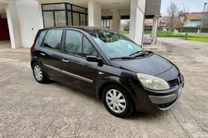 Renault Scenic 2.0 dCi 2007