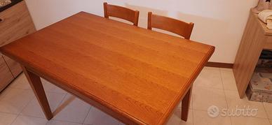 Tavolo legno massello con 4 sedie