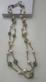 Collana a filo lungo di perle e prehnite verde