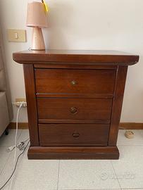 2 cassettiere/comodini in legno