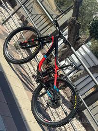 Giant Reign 27,5 taglia S (anno 2017)