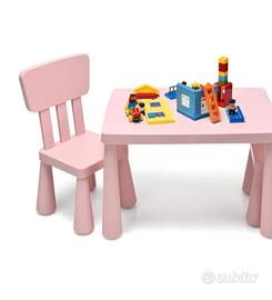 Tavolo e una sedia ikea