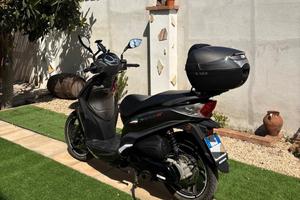 Scooter Sym Symphony ST 200