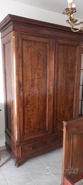 mobili in legno massello XIX secolo