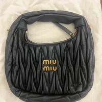MIU MIU Wander Hobo Matelassé Nera - Originale
