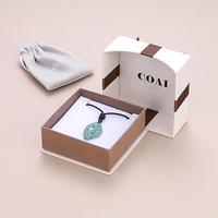 Pendente volpe a nove code