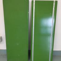 n. 2 mensole di legno colore verde
