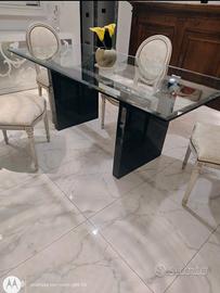 Tavolo in cristallo