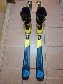 Set completo pronto all'uso per sciare