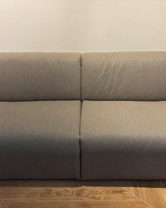 Divano letto una piazza e mezzo , come nuovo