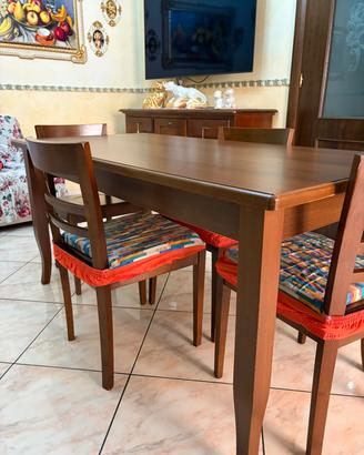 tavolo e sedie in arte povera 