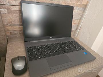 HP 250 G9 i5 12a Gen - 8GB RAM + Mouse Wireless