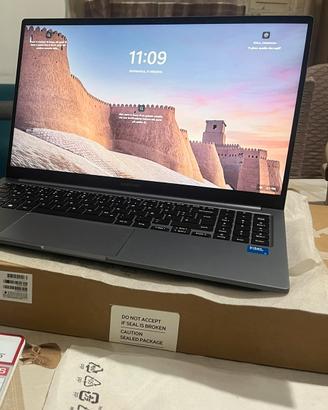 Pc Samsung Galaxy Book 4 i3 8gba ram 256ssd