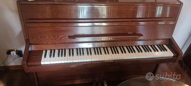 Pianoforte verticale 