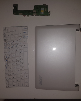 Acer Aspire One ZG5 scocca display tastiera usb