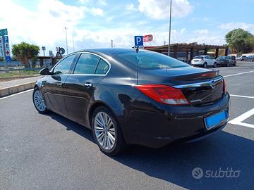 OPEL Insignia - 2012