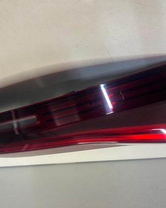 Fanale posteriore interno destro bmw x1 u11 2024